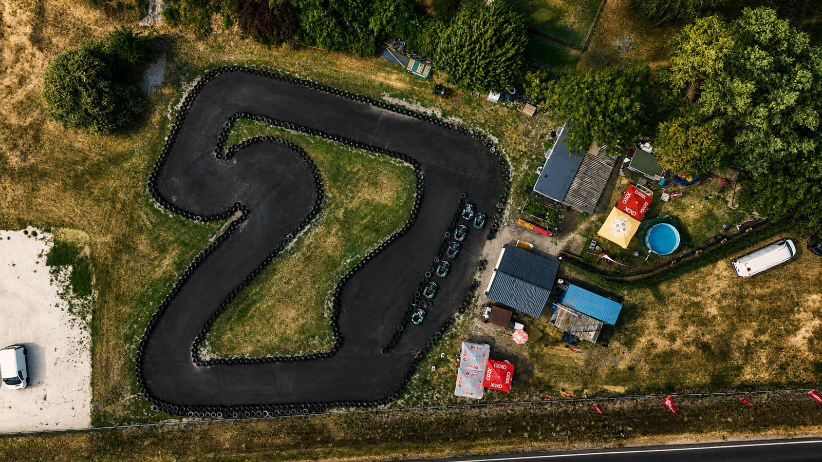 Balatonfenyvesi Gokart Ring pálya madártávlatból